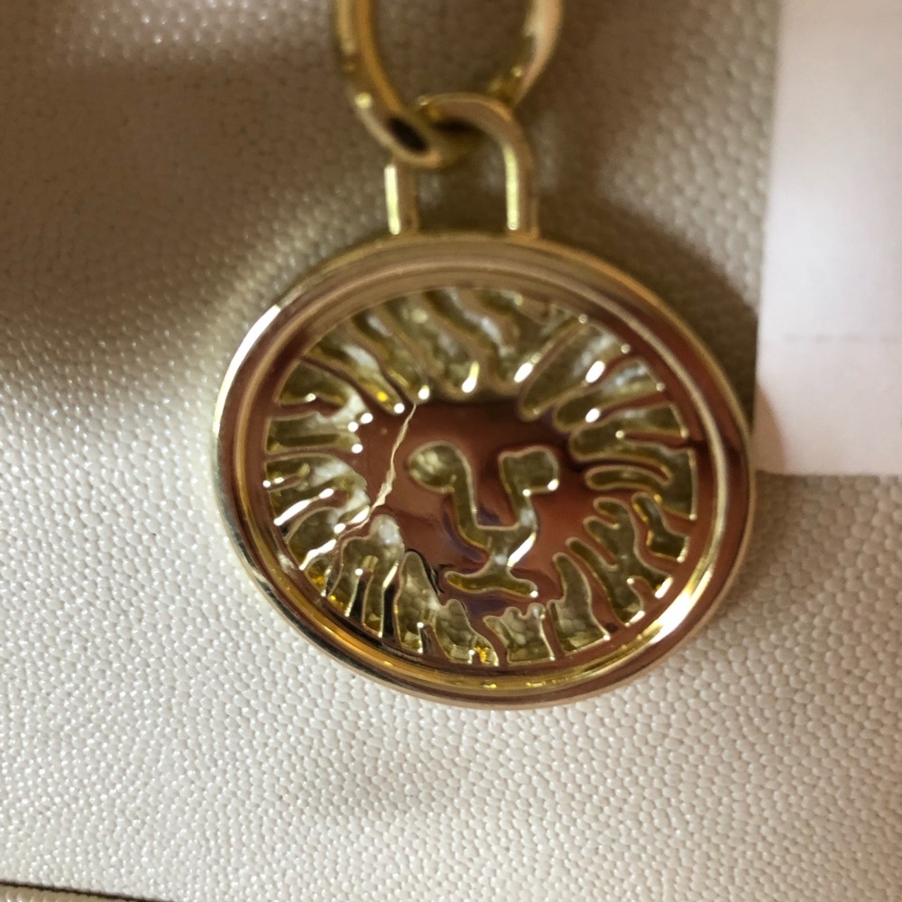 Purse - Picture 2 of 4